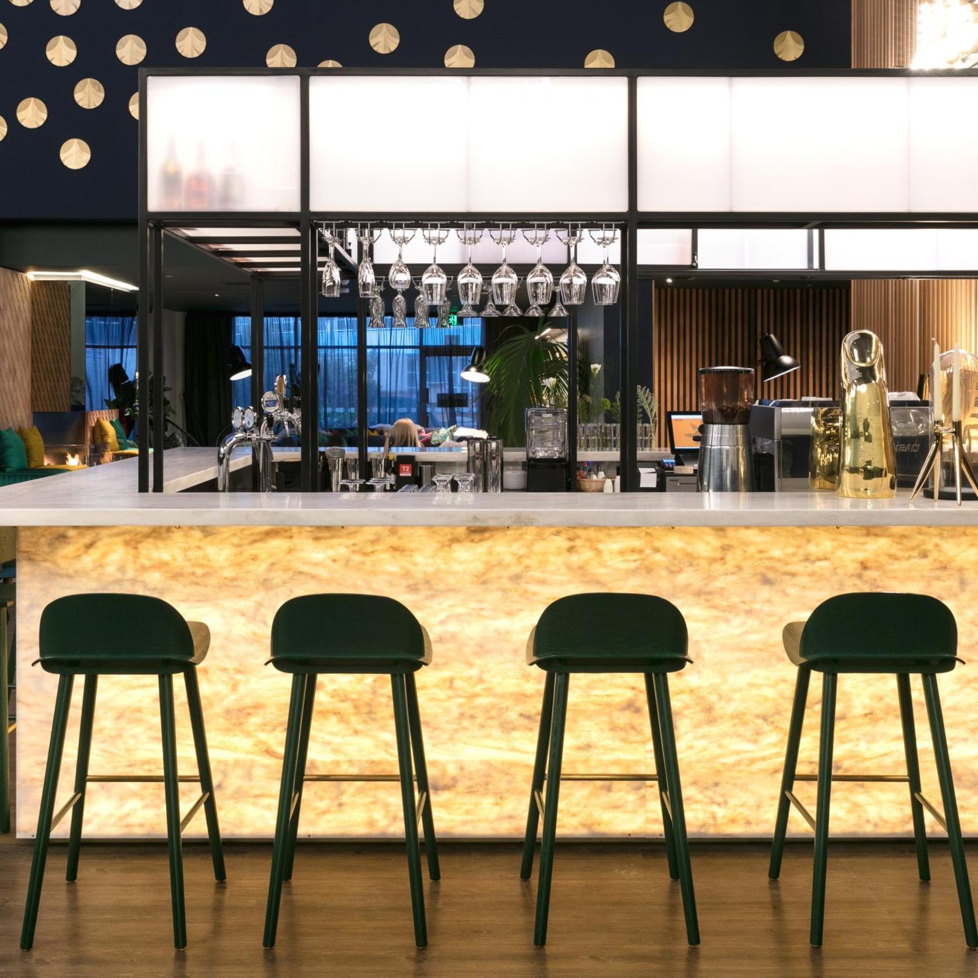 Naumi Auckland Airport Hotel Екстериор снимка